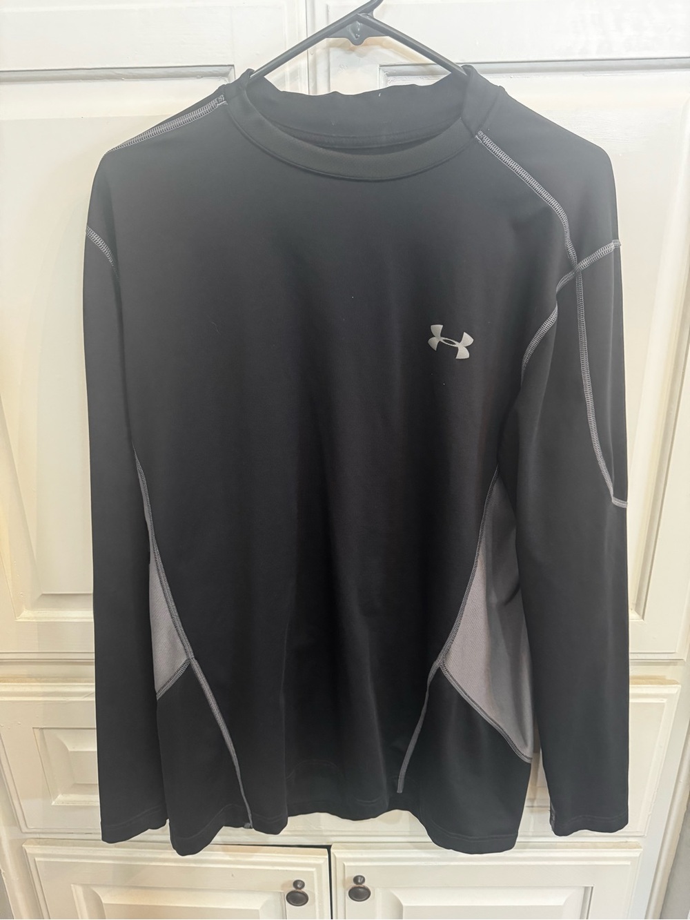 Under Armour Black Long Sleeve Athletic Top with Gray Panels